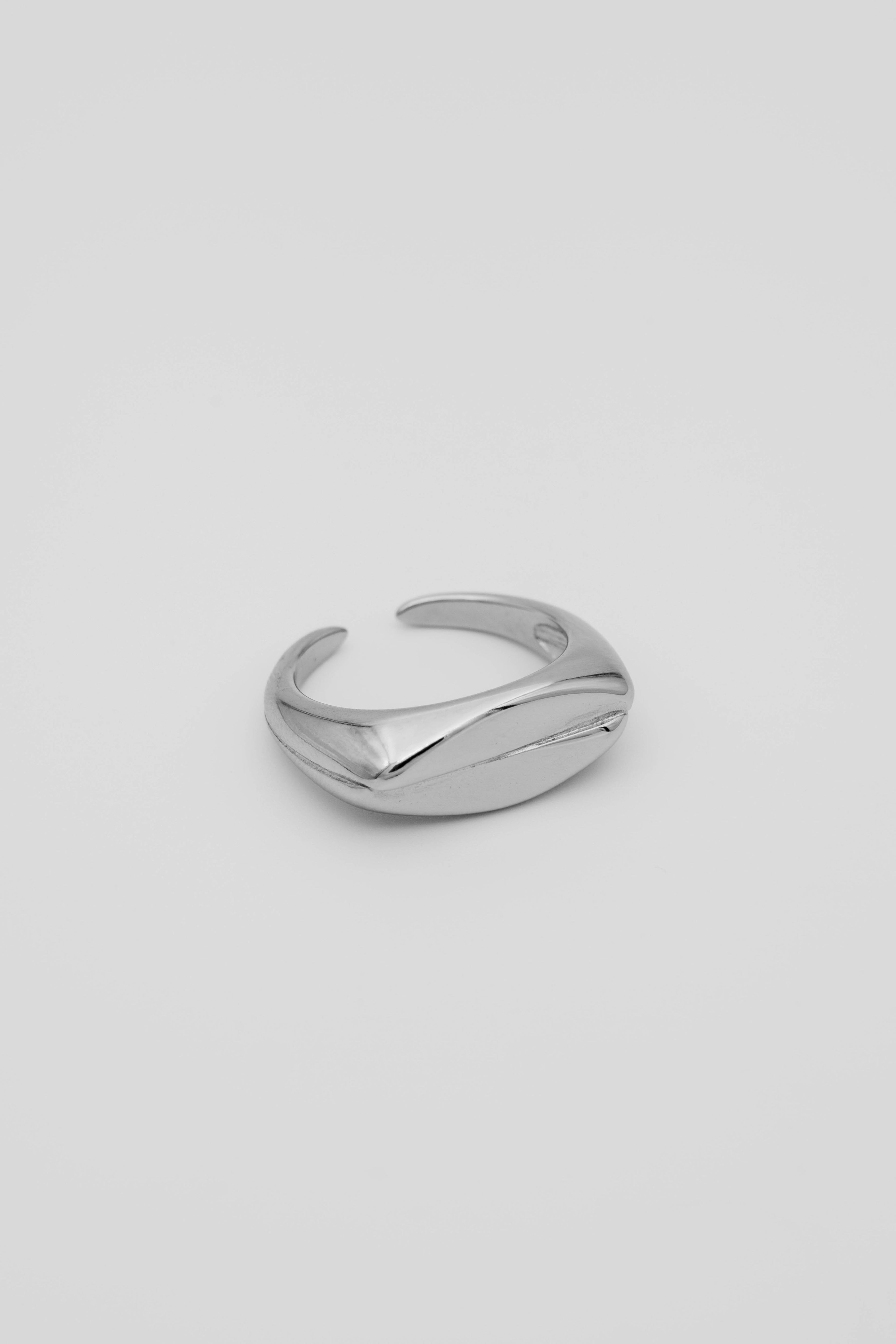 Twin Oval Ring