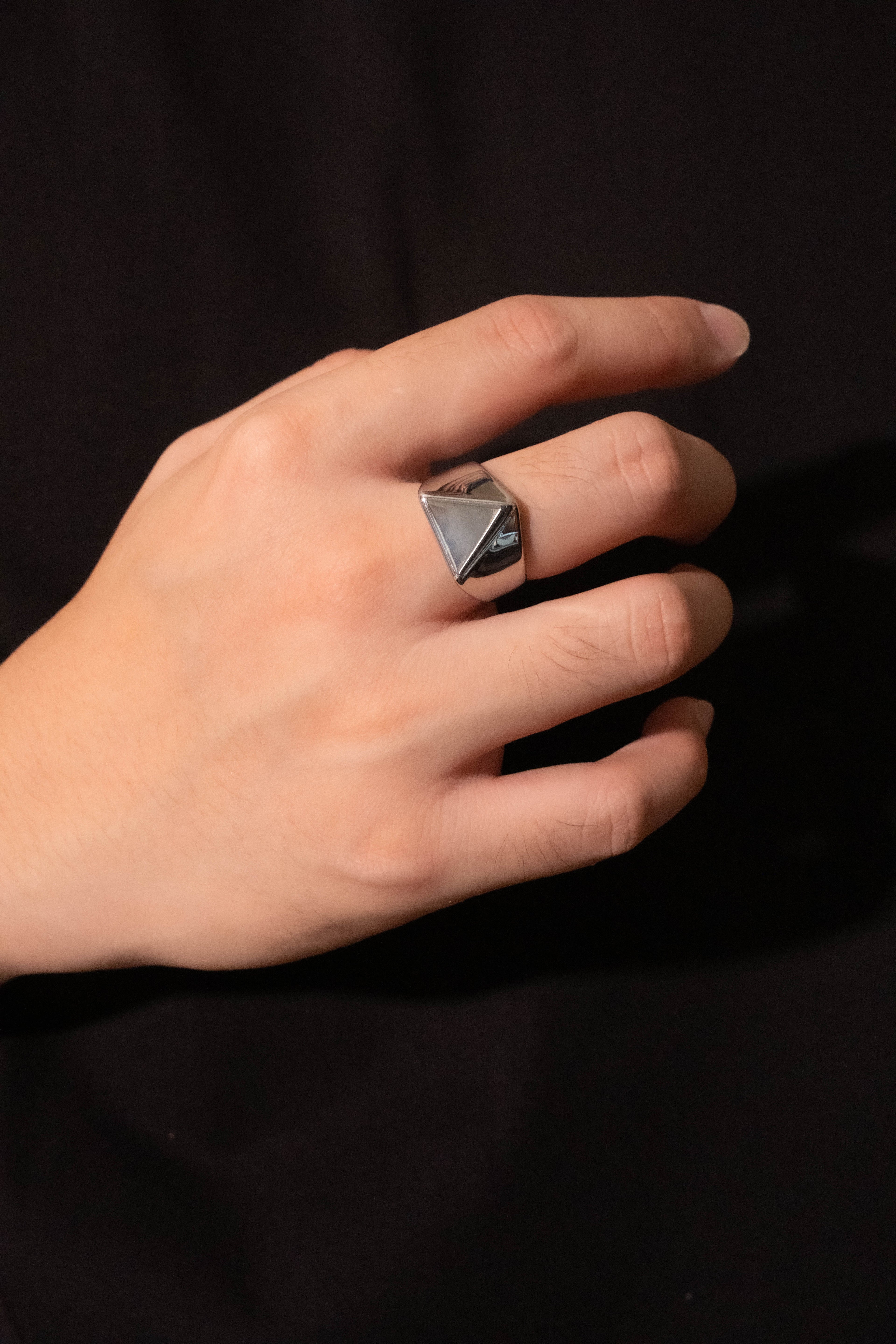 Apex Ring