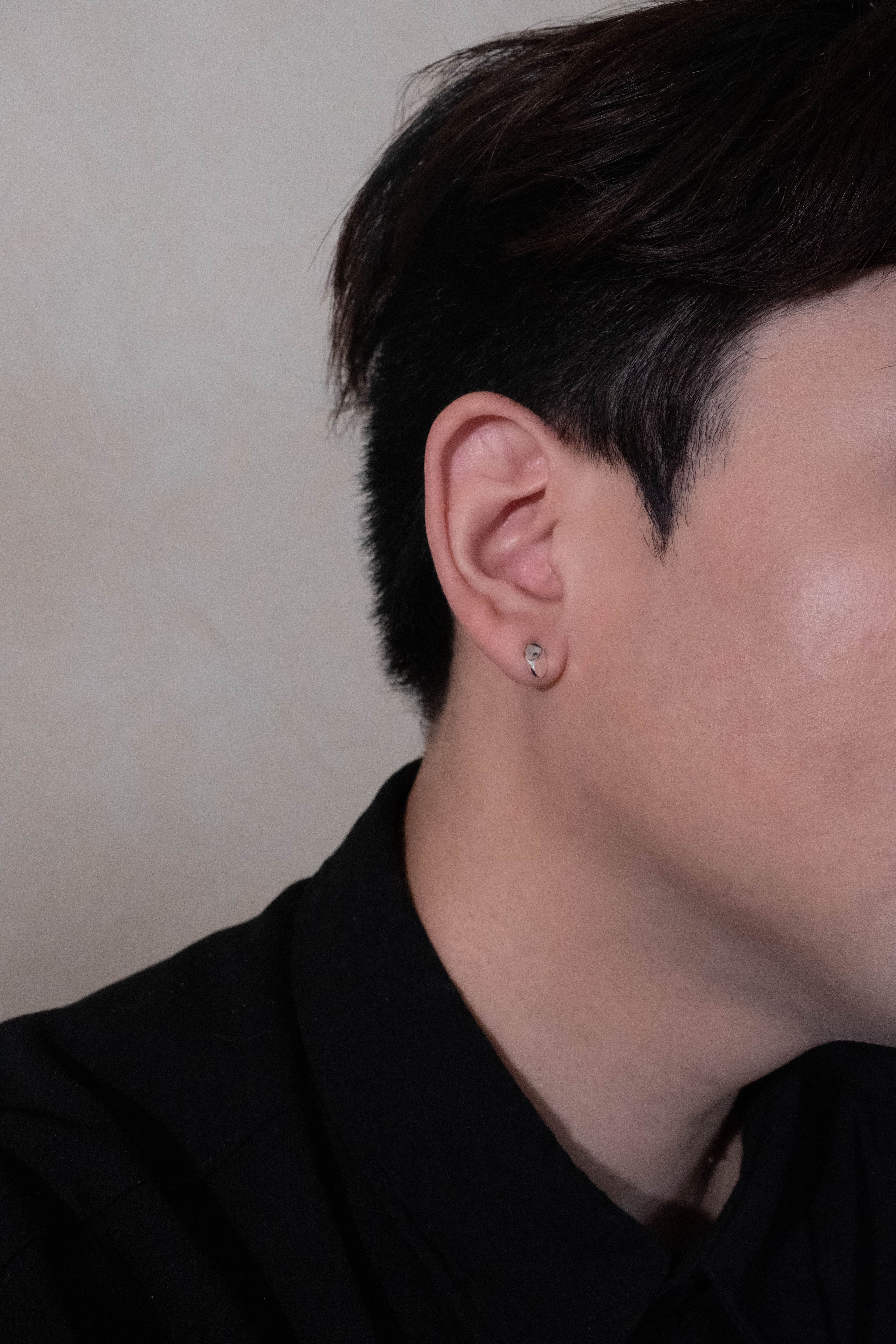 Contour Oval Stud