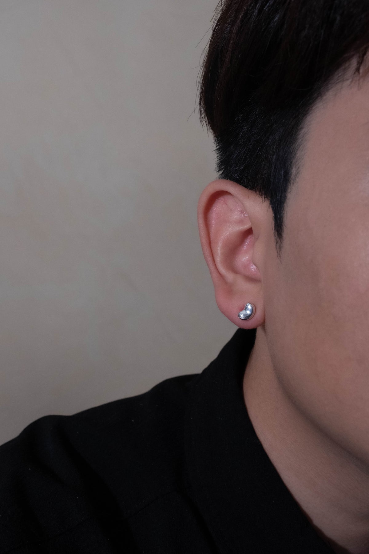 Mellow Dot Stud