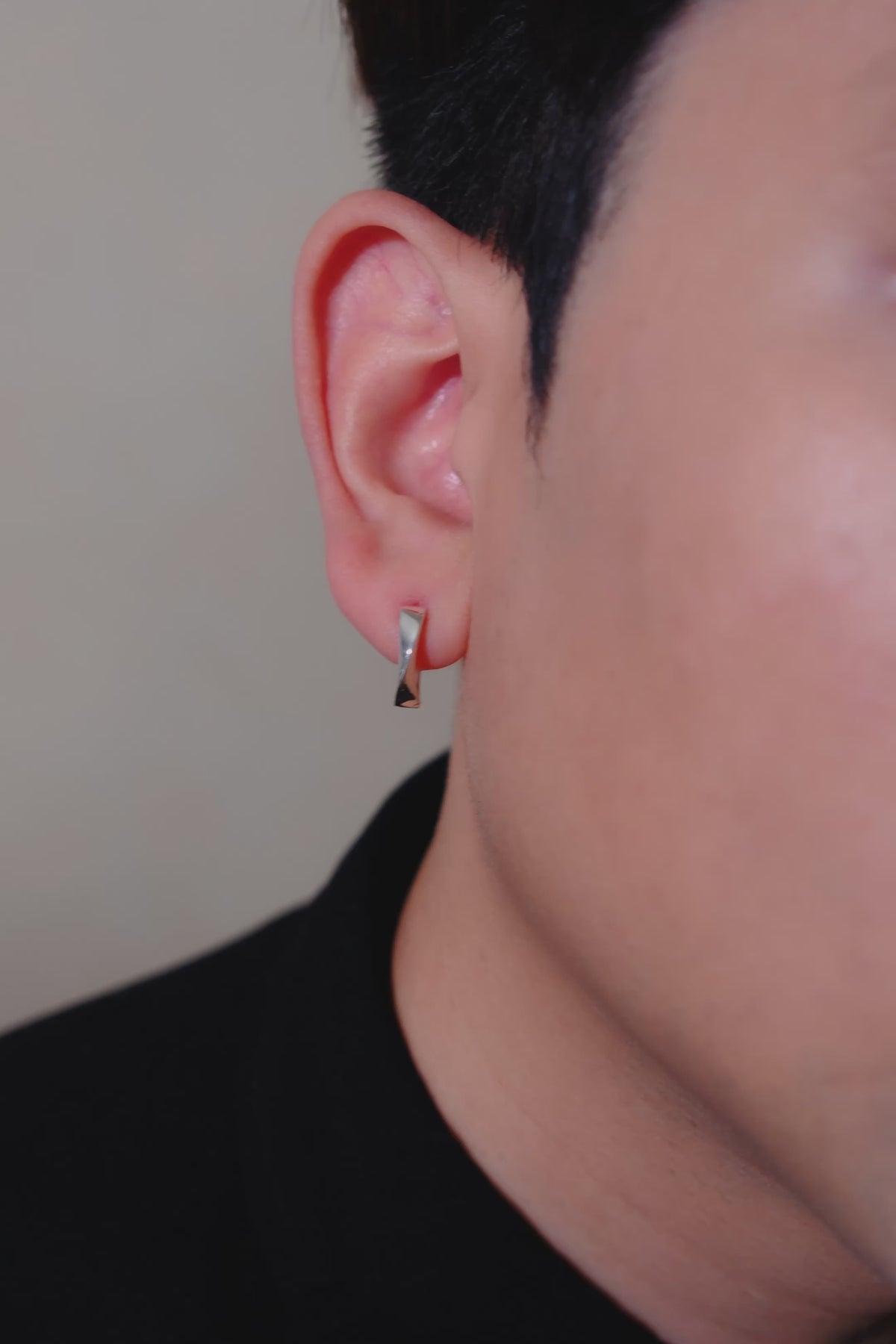 Twist Hoop