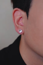 Hollow Cushion Satin Stud